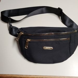 Black Lightweight Fanny Pack with lots of space